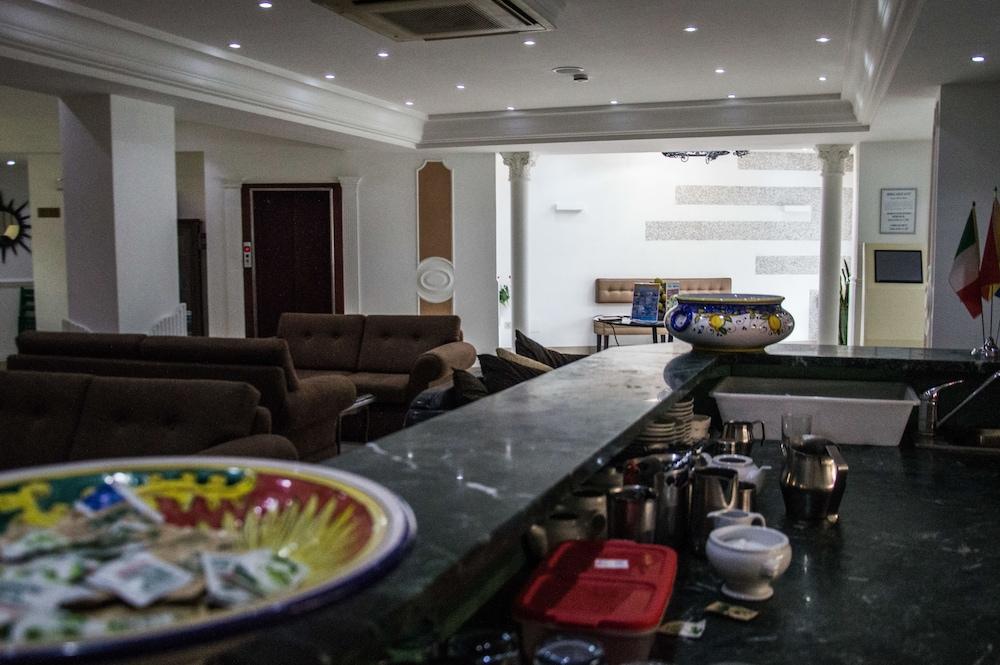 Hotel & Apartments Villa Linda Джардини-Наксос Экстерьер фото