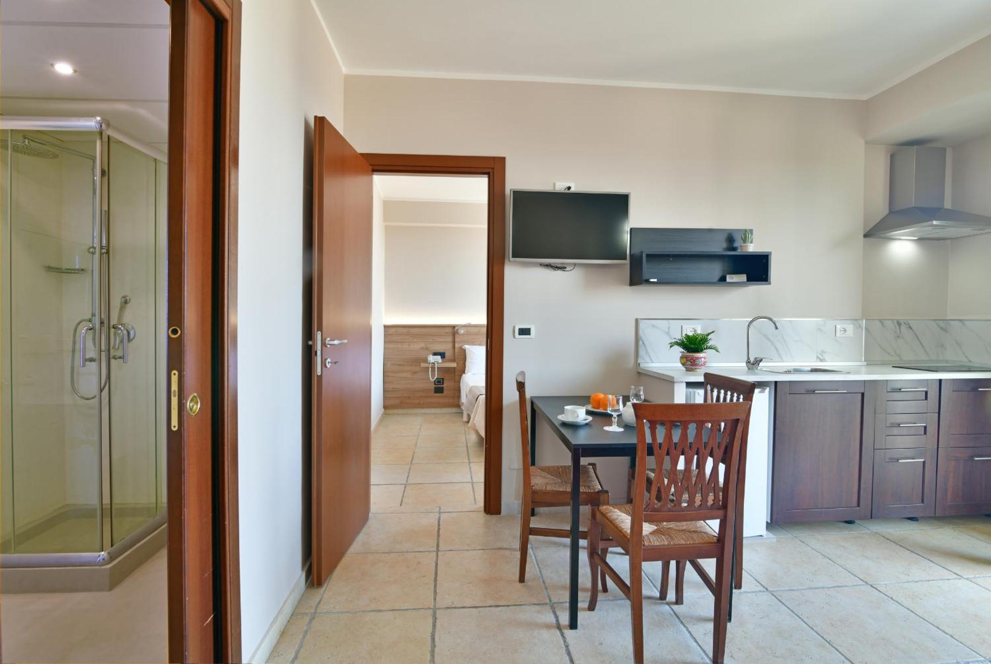 Hotel & Apartments Villa Linda Джардини-Наксос Экстерьер фото